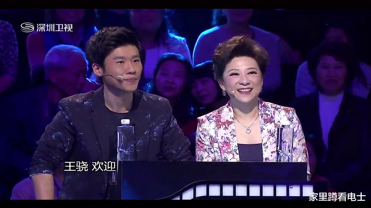 暴风眼国安内鬼是谁(《暴风眼》谁是鼎华内鬼?星二代王骁,岂能是没存在感的佛系男孩)