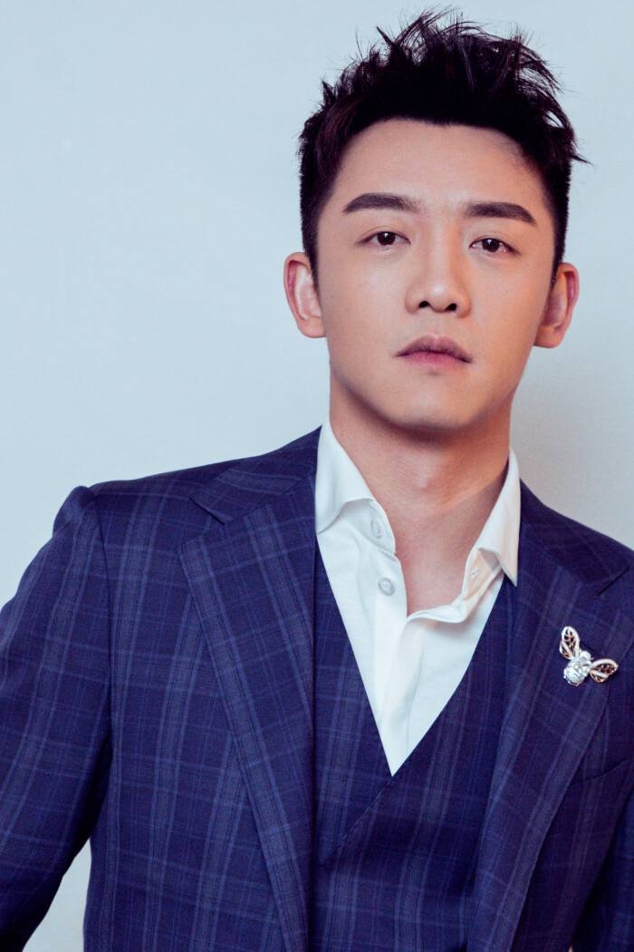 郑凯个人资料简介(被“女海王”骗,被女富豪伤,情感磋磨后娶平凡女孩很幸福)