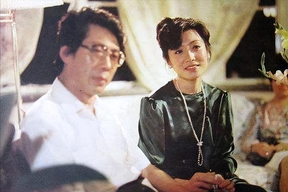 陈瑾老公是谁(巫刚:和丁克妻子离婚后,和不婚不育的陈瑾走在一起,相伴20年)