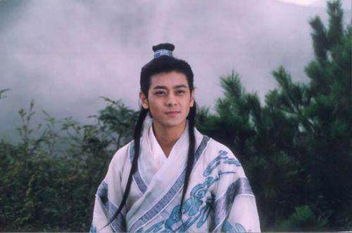 段誉是谁的儿子(天龙八部中段誉的身世之谜,说他是段延庆之子,其实是漏洞百出)