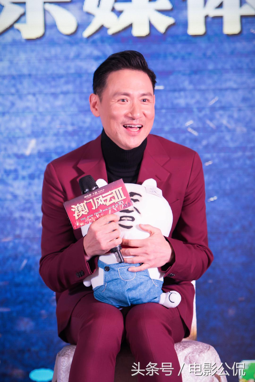 歌神是谁(张学友、王杰,哪一位才是歌神?)