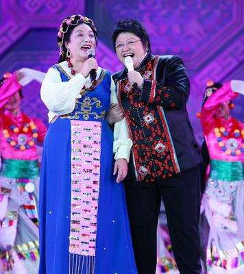 韩红的母亲是谁(韩红的母亲雍西:早年丧夫后再婚,现在最担心女儿的婚事)