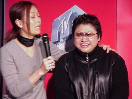 韩红的母亲是谁(韩红的母亲雍西:早年丧夫后再婚,现在最担心女儿的婚事)