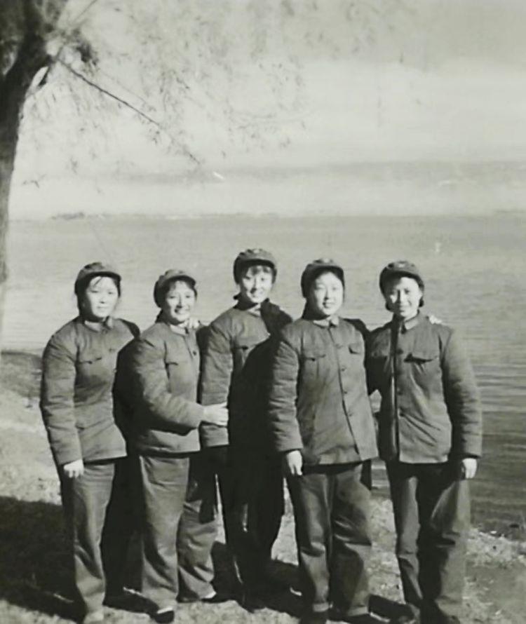 韩红的母亲是谁(韩红的母亲雍西:早年丧夫后再婚,现在最担心女儿的婚事)