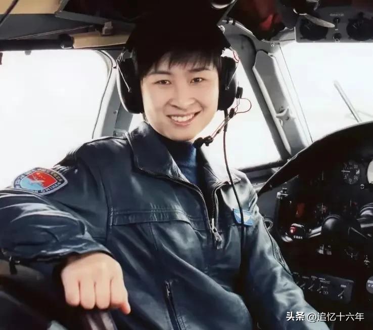 中国第一位女航天员是谁?(中国首位女性航天员刘洋:家族非常优秀)