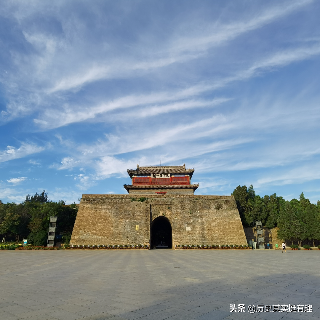 皇太极是谁(皇太极:人狠心黑会治国,一个被严重低估的文武全才,绝代帝王)