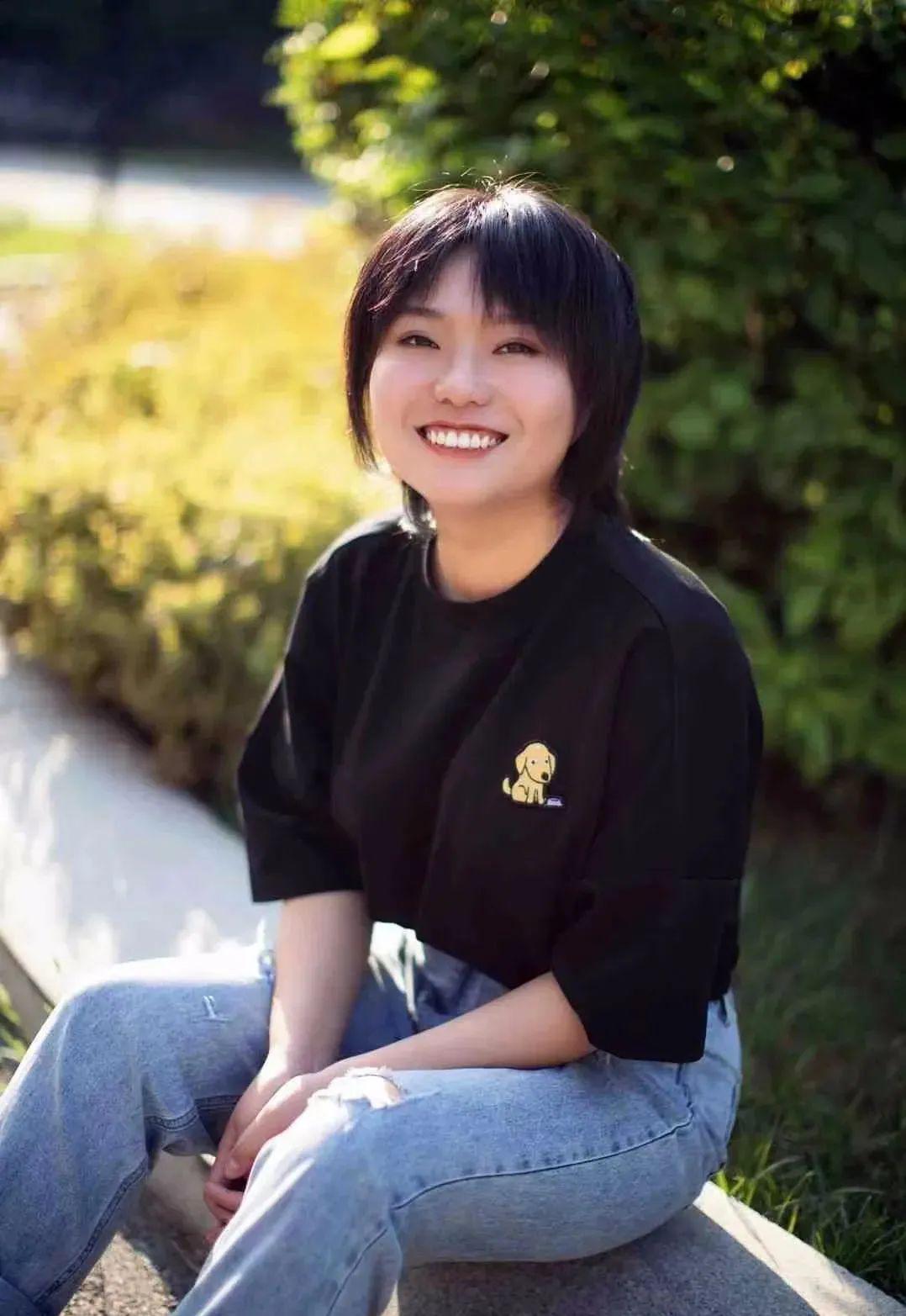 李雪琴是谁(名和利,救不了李雪琴)