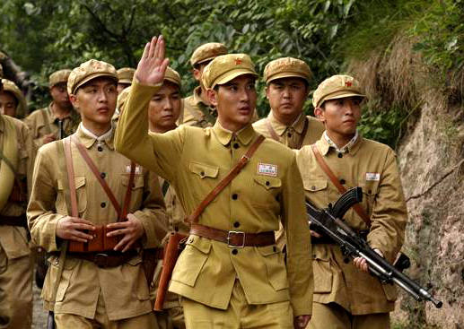 李延年的简介(这位91岁的四野老兵,前几天,刚刚获得了一枚最高荣誉勋章)