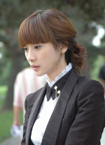 柳岩是谁(“拼命三娘”柳岩,不为人知的上位史)