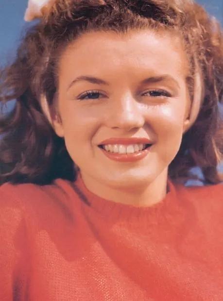 梦露是谁(玛丽莲·梦露:一场被历史误解的性感)