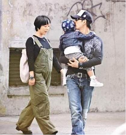 任贤齐的老婆是谁(任贤齐妻子陈则妤,陪他度过漫长岁月,如今一家四口幸福甜蜜)