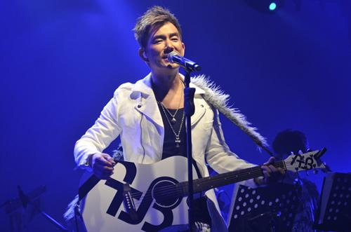 任贤齐的老婆是谁(任贤齐妻子陈则妤,陪他度过漫长岁月,如今一家四口幸福甜蜜)