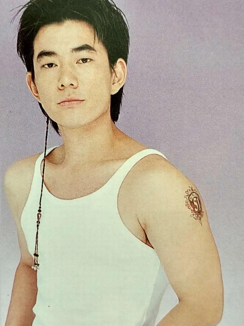 任贤齐的老婆是谁(任贤齐妻子陈则妤,陪他度过漫长岁月,如今一家四口幸福甜蜜)