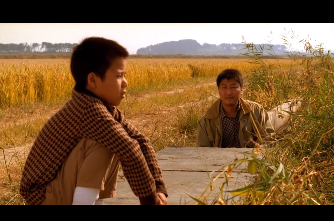 杀人回忆凶手是谁(《杀人回忆》的凶手究竟是谁?电影里其实已经说清楚了)