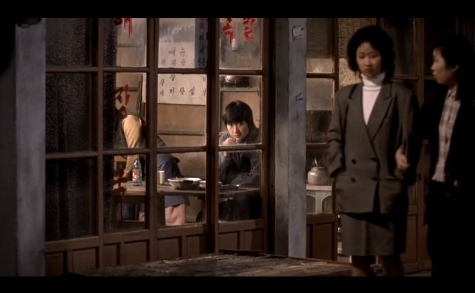 杀人回忆凶手是谁(《杀人回忆》的凶手究竟是谁?电影里其实已经说清楚了)