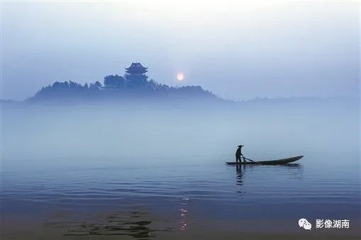 世外桃源的主人公是谁(陶渊明的桃花源,究竟有多美?)