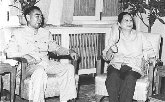 宋庆年龄的简介(81岁宋庆龄坚持赴国宴，只为再见周总理一面)