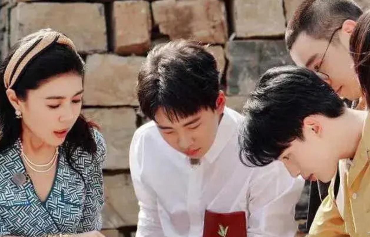 苏芒是谁(一天650的生活费还不够,苏芒她到底是何许人也?)