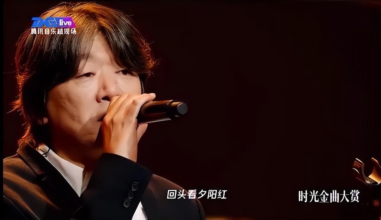 同桌的你是谁唱的(一首《同桌的你》让他赚了800万,为啥词曲作者高晓松只赚了800块)