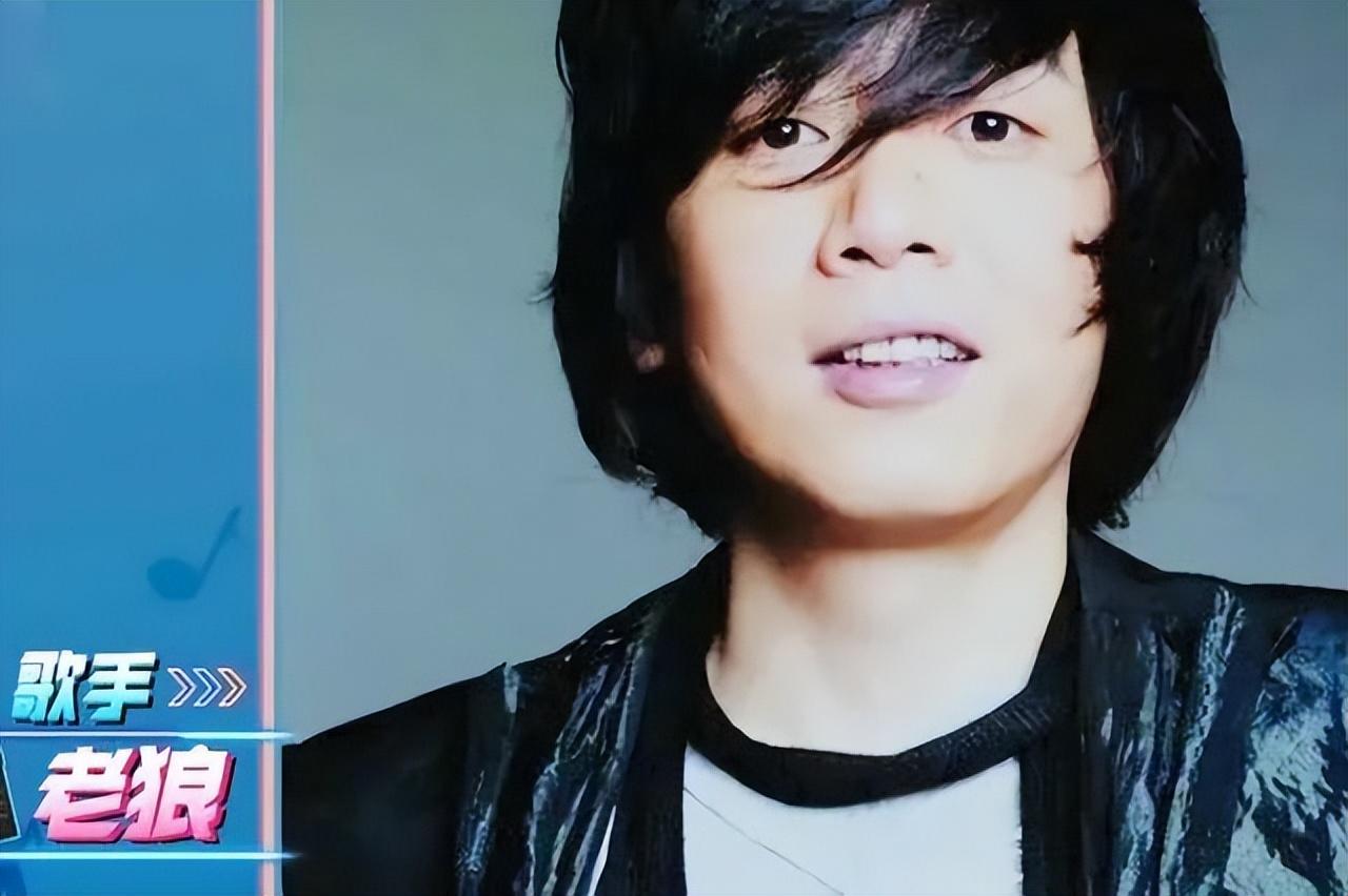 同桌的你是谁唱的(一首《同桌的你》让他赚了800万,为啥词曲作者高晓松只赚了800块)