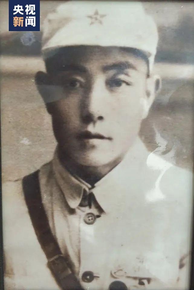 伍千里原型是谁(电影中的“伍千里”真实存在!93岁高龄依然硬气)