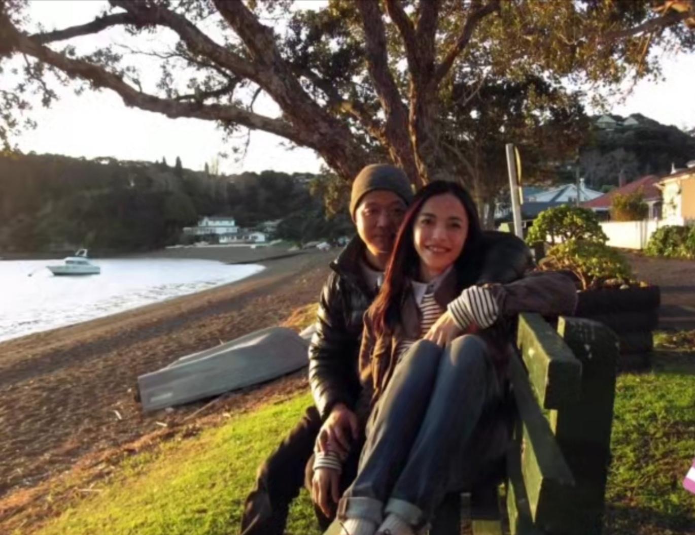 姚晨的老公是谁(姚晨为老公曹郁庆生深情相吻,夫妻多张恩爱私密照曝光)