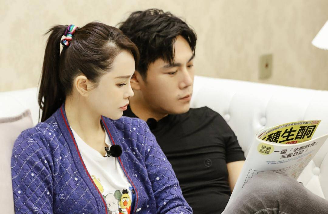 伊能静老公是谁(伊能静的两任老公:一个是天赋异禀的歌王,一个是厚积薄发的影帝)