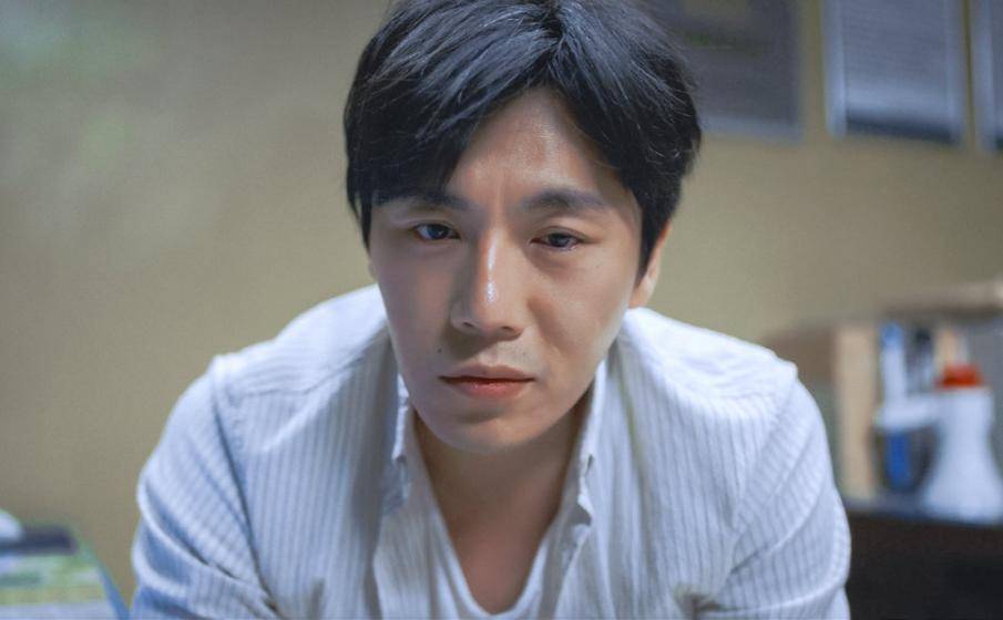 伊能静老公是谁(伊能静的两任老公:一个是天赋异禀的歌王,一个是厚积薄发的影帝)