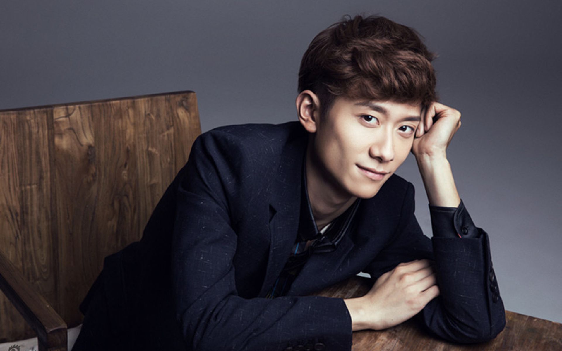 张一山是谁(张一山:从“天赋型”到“别把我当好演员”,30岁的他很卑微)