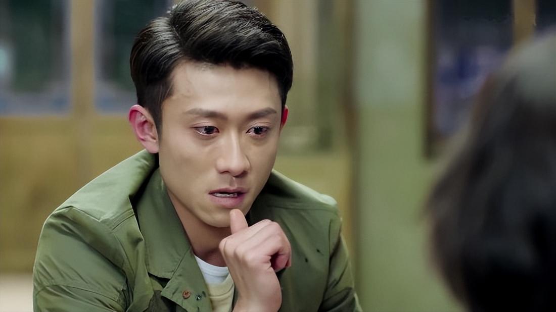 张一山是谁(张一山:从“天赋型”到“别把我当好演员”,30岁的他很卑微)