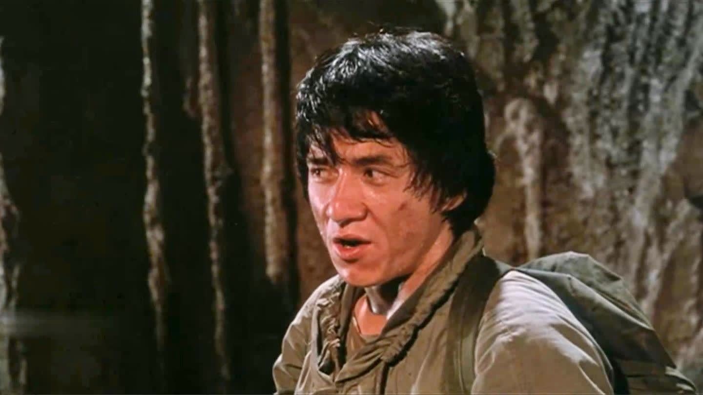 成龙资料和简历（功夫巨星——成龙）