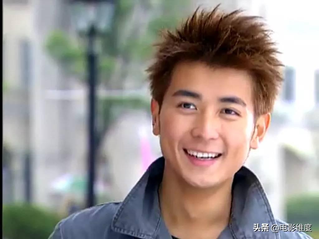 保剑锋老婆是谁(44岁保剑锋低调娶演员何珈好,儿子颜值高像爸爸,一家3口很幸福)