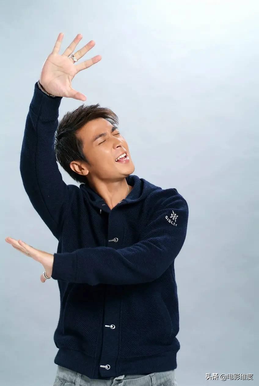 保剑锋老婆是谁(44岁保剑锋低调娶演员何珈好,儿子颜值高像爸爸,一家3口很幸福)