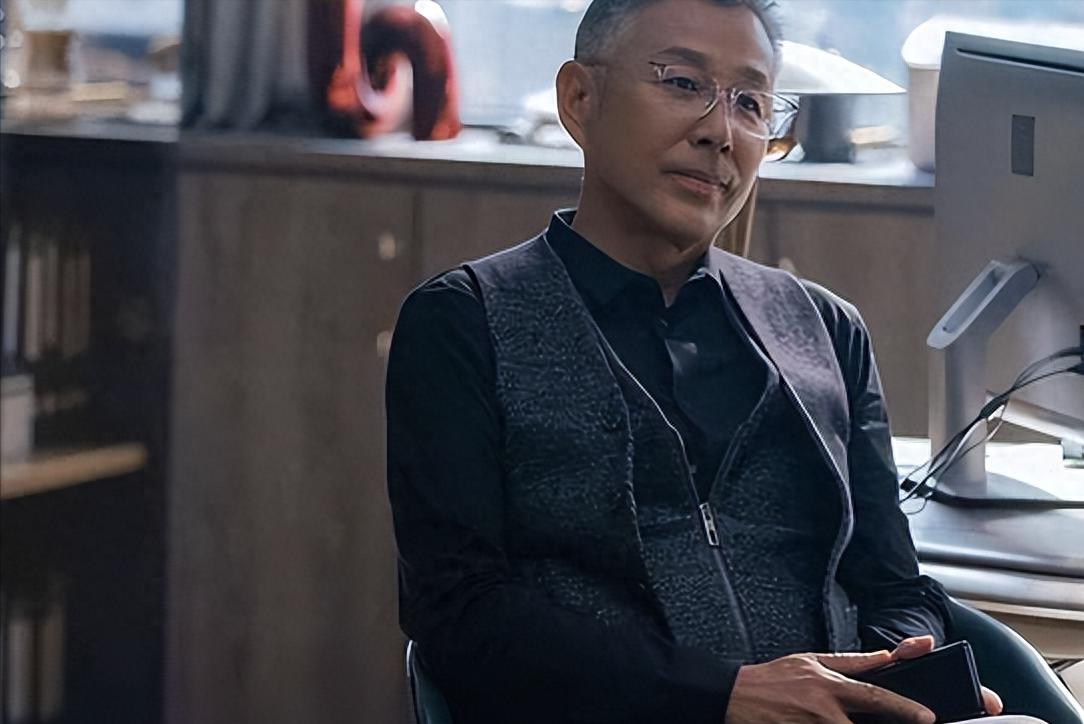 陈道明个人资料:娶央视主持人婚后40年零绯闻,女儿嫁肖战经纪人恩爱幸福