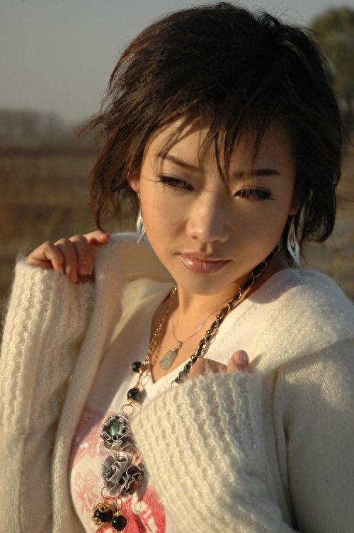 陈瑞个人资料:经典成名曲鉴赏