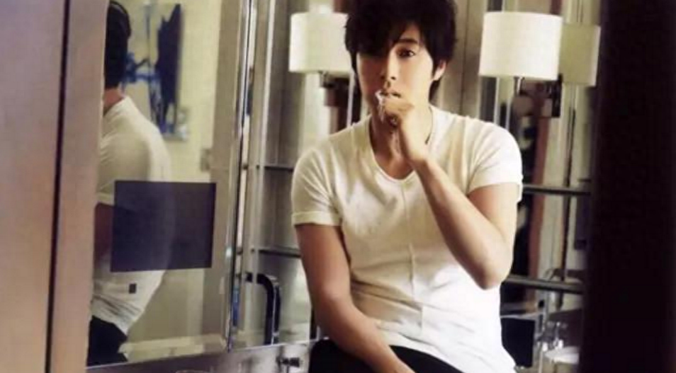 东方神起队长郑允浩~人生楷模