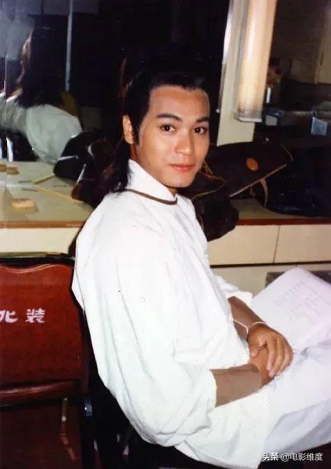 郭晋安的老婆是谁(55岁郭晋安,与妻子相恋20年无绯闻,一家四口高颜值惊艳网友)