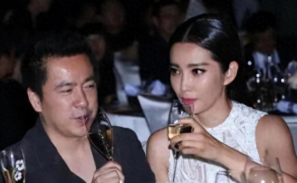 李冰冰 个人资料:50岁未婚无子,从农村女到大明星,她付出了多少“代价”