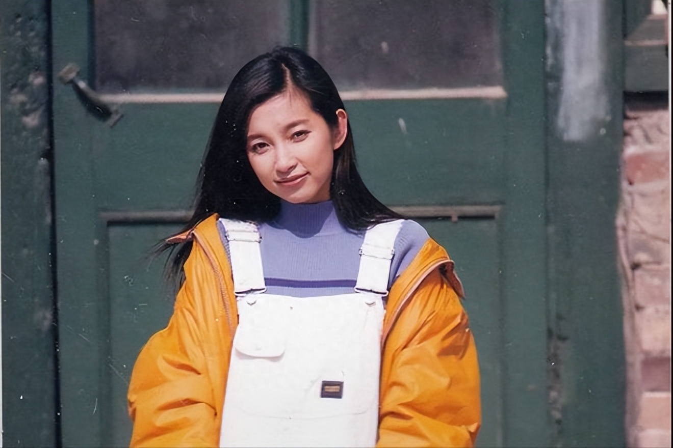 李冰冰 个人资料:50岁未婚无子,从农村女到大明星,她付出了多少“代价”