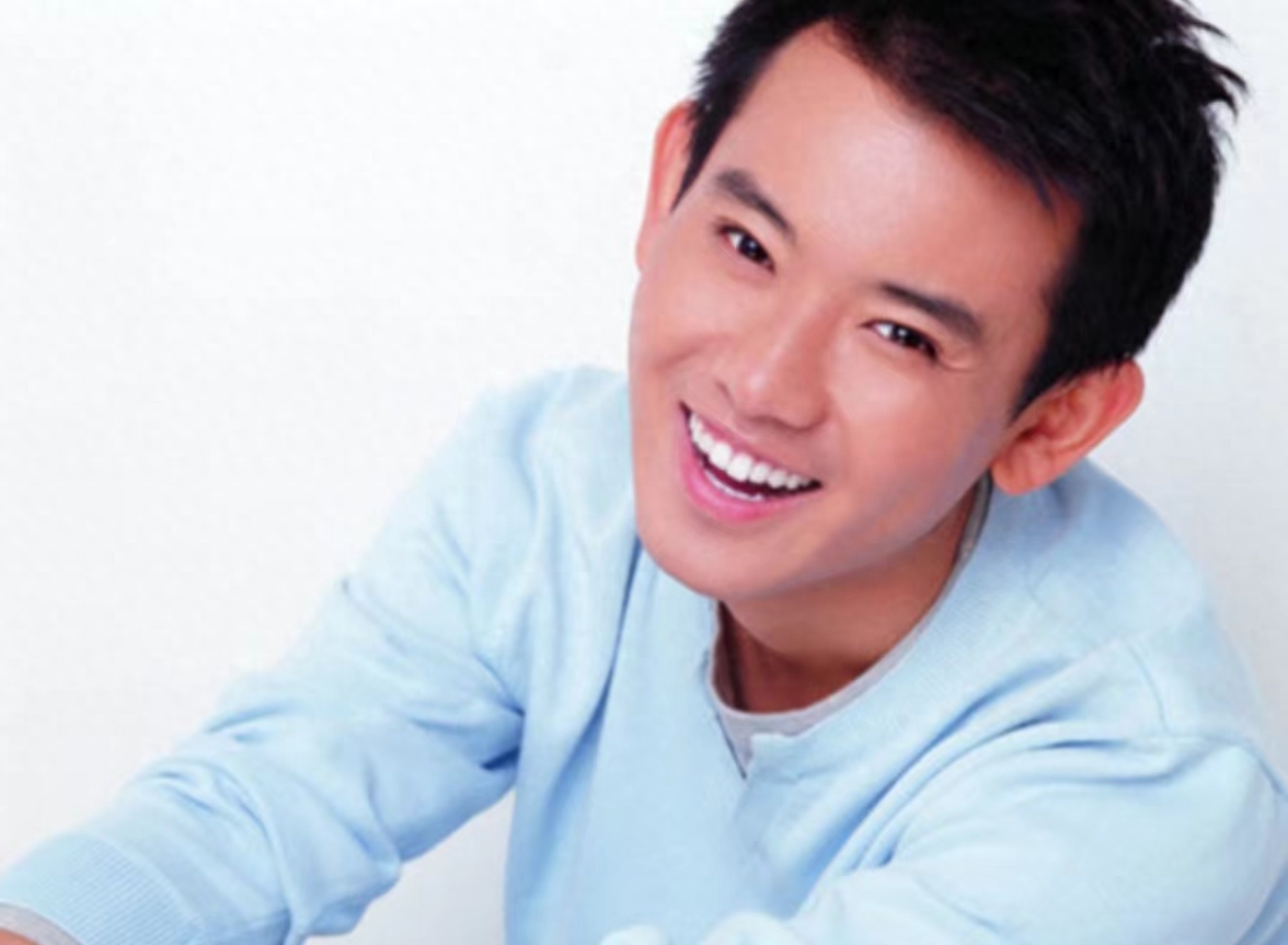 李响个人资料:7年卑微恋爱,求婚孙骁骁无果后,幡然醒悟过上幸福人生