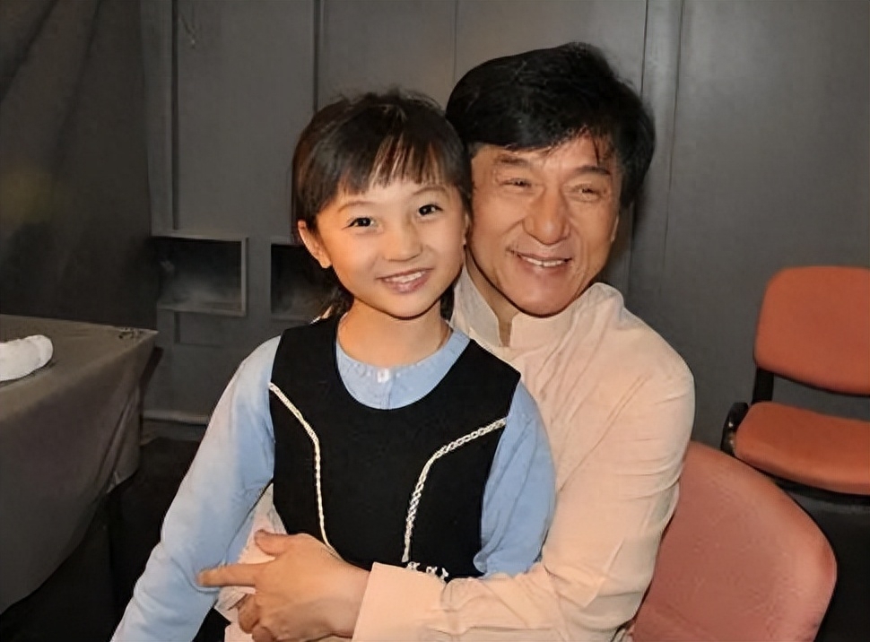 林妙可 个人资料:“奥运女孩”林妙可:“偷”了别人的人生,14年后为何惨淡收场?