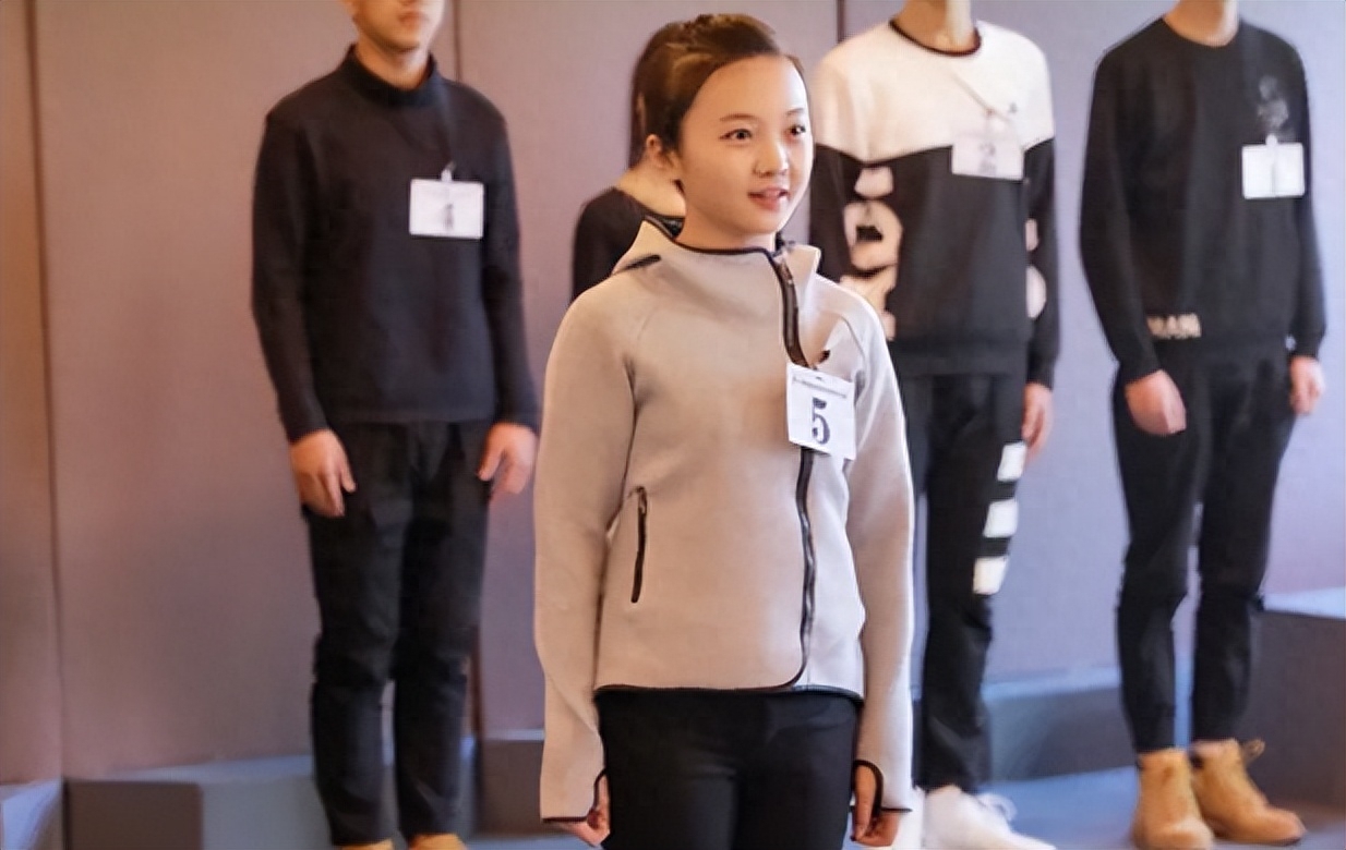 林妙可 个人资料:“奥运女孩”林妙可:“偷”了别人的人生,14年后为何惨淡收场?