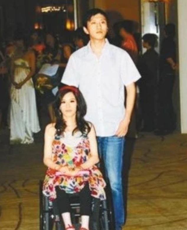 桑兰是谁(“跳马皇后”桑兰：17岁瘫痪，33岁冒死产子，被丈夫宠成公主)