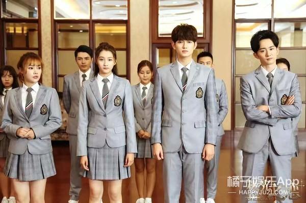 杀阡陌是谁演的(还记得《花千骨》的杀阡陌吗?现在变身晒娃狂魔了?)