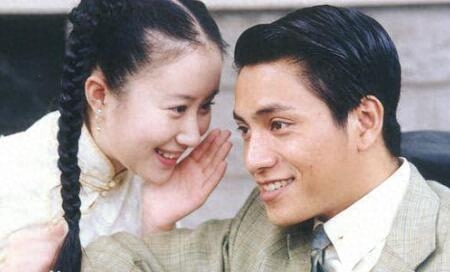 舒畅个人资料:一岁父母离异被父弃养 十岁母亲病逝 出名后生父上门相认