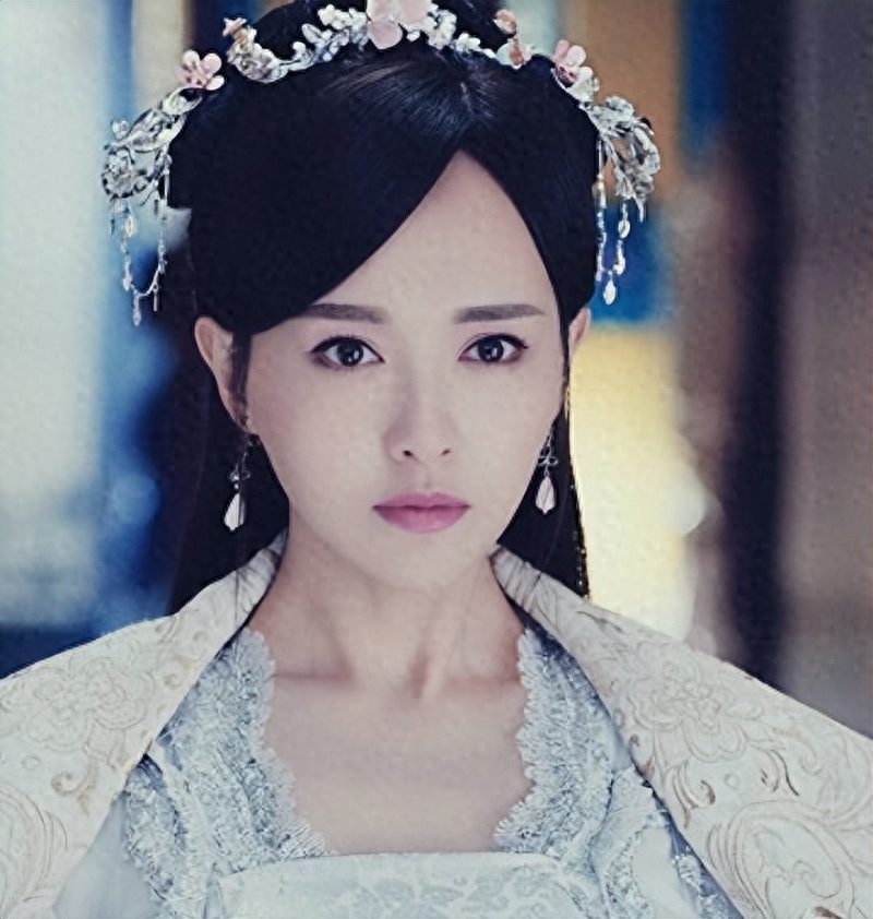 唐嫣 个人资料,已经走上另外一条康庄大道!