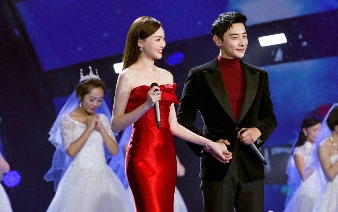 唐嫣 个人资料,已经走上另外一条康庄大道!