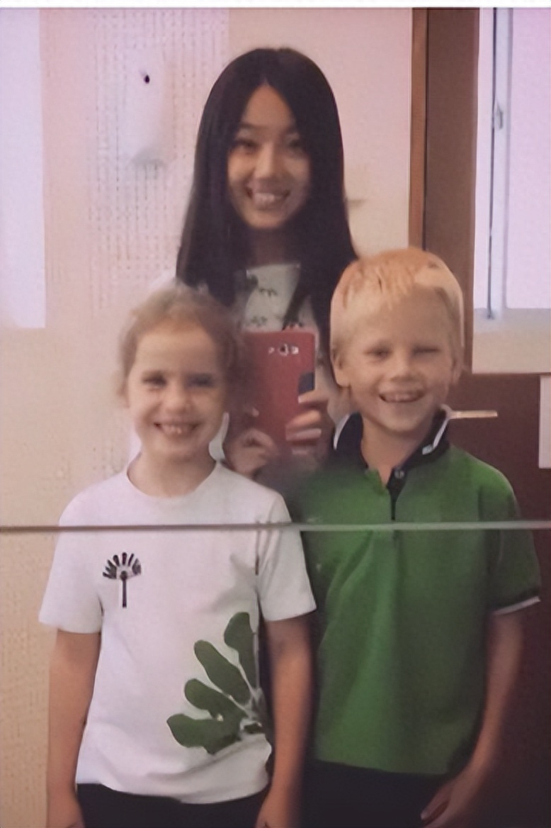 “小鸽子”胡雅斯个人资料：6岁出道，13岁隐退，31岁却剃度出家为尼