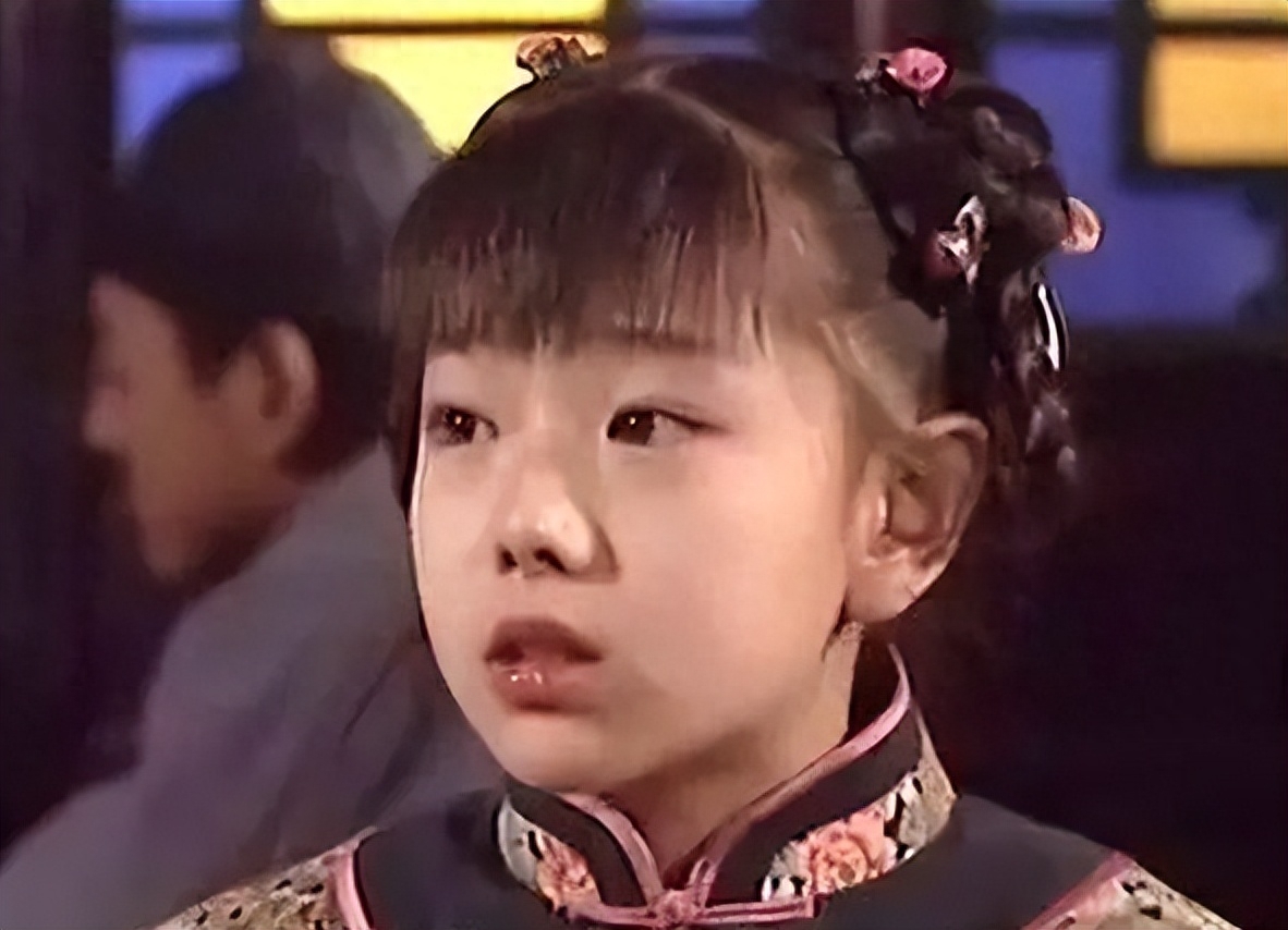 “小鸽子”胡雅斯个人资料：6岁出道，13岁隐退，31岁却剃度出家为尼