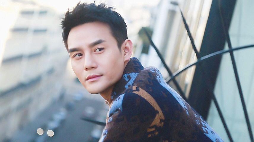 许幻山的扮演者是谁（继王凯之后，许幻山的饰演者李泽锋也被封为“剧抛脸”）